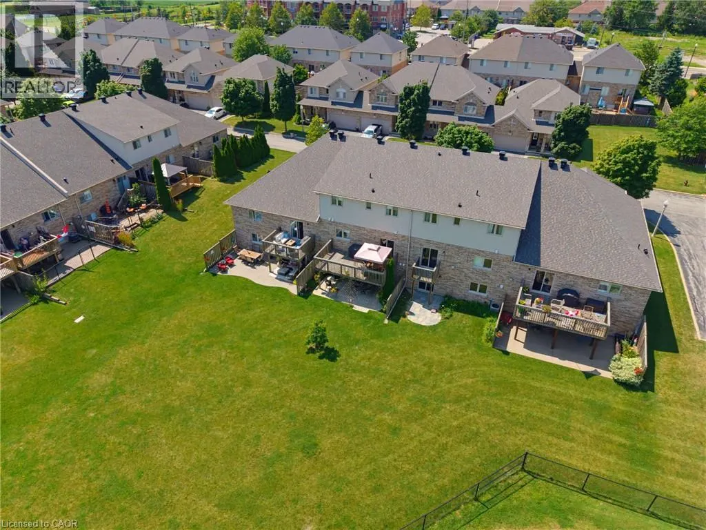 310 SOUTHBROOK Drive Unit# 17 #17