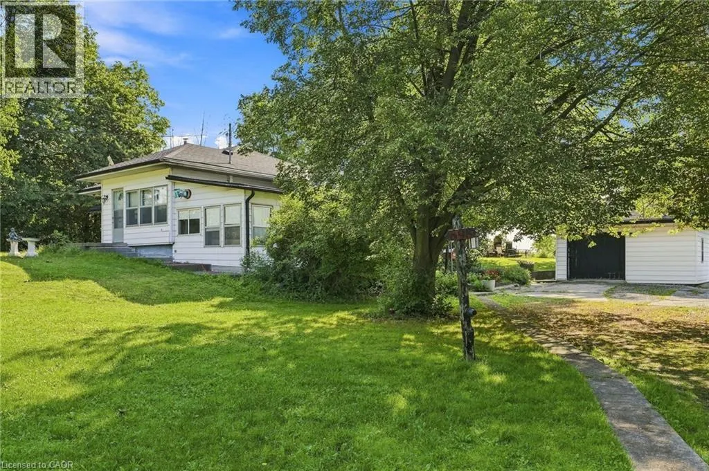 698 YORK Road