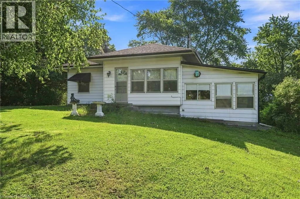 698 YORK Road