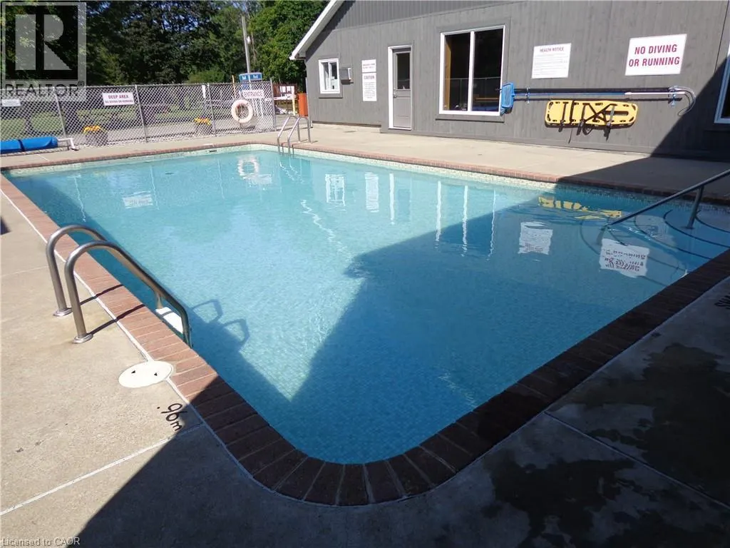1652 PUDDICOMBE Road Unit# 422 #422