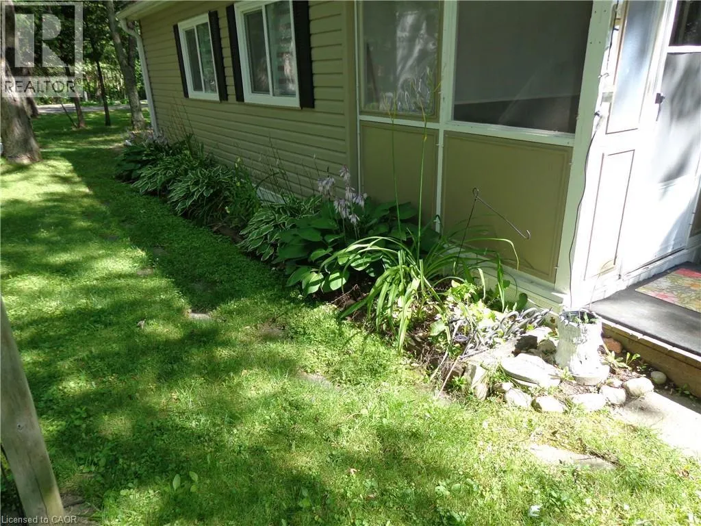 1652 PUDDICOMBE Road Unit# 422 #422
