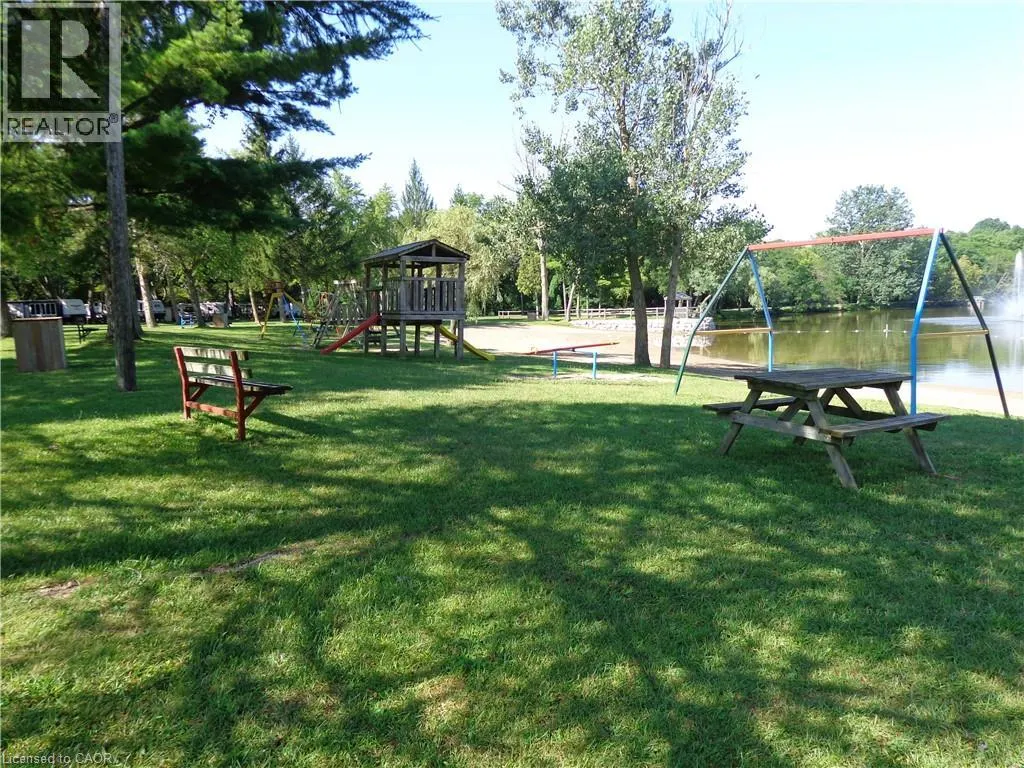 1652 PUDDICOMBE Road Unit# 422 #422