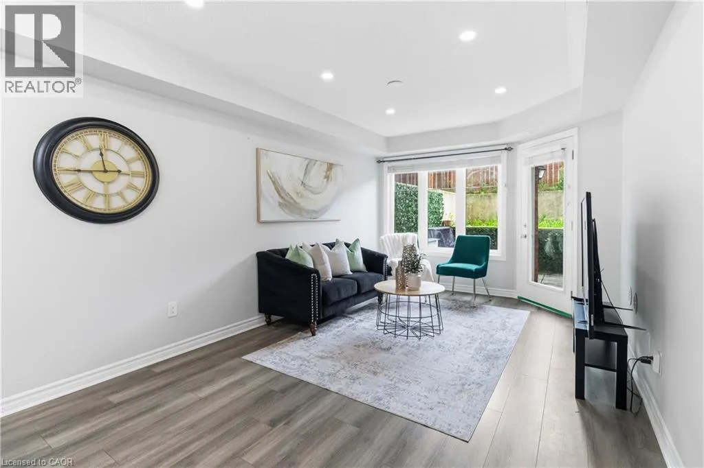2420 BARONWOOD Drive Unit# 9-01 #9-01