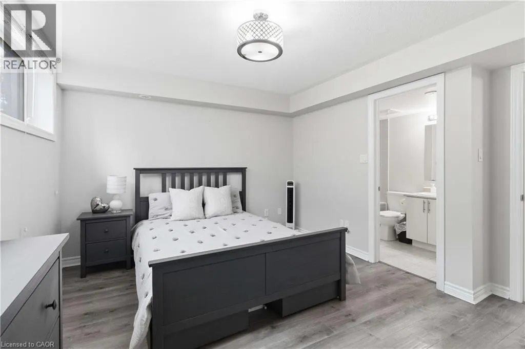 2420 BARONWOOD Drive Unit# 9-01 #9-01