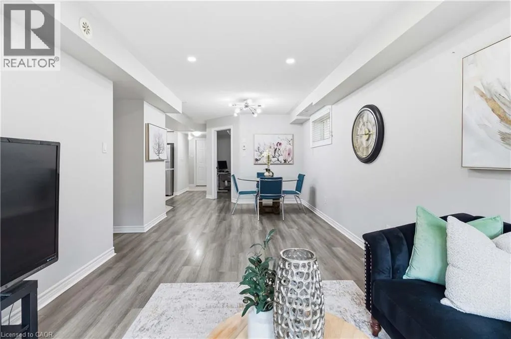 2420 BARONWOOD Drive Unit# 9-01 #9-01