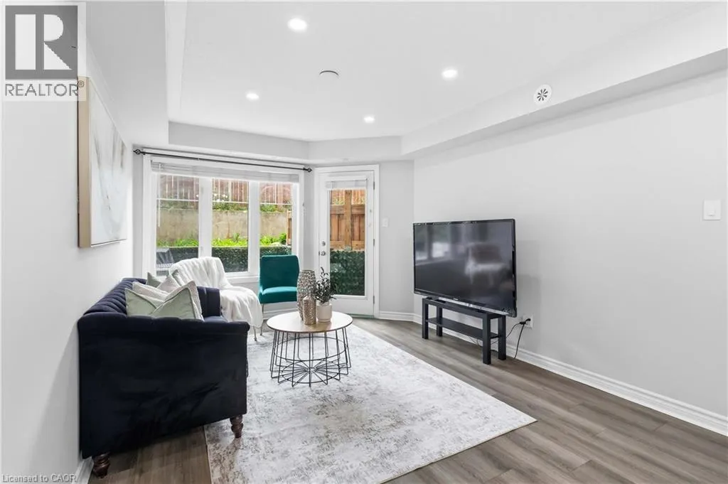 2420 BARONWOOD Drive Unit# 9-01 #9-01