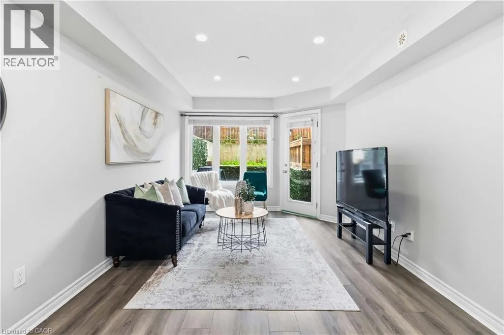 2420 BARONWOOD Drive Unit# 9-01 #9-01