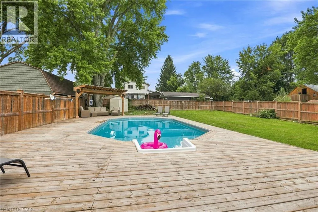 35 WILLIAM Street N
