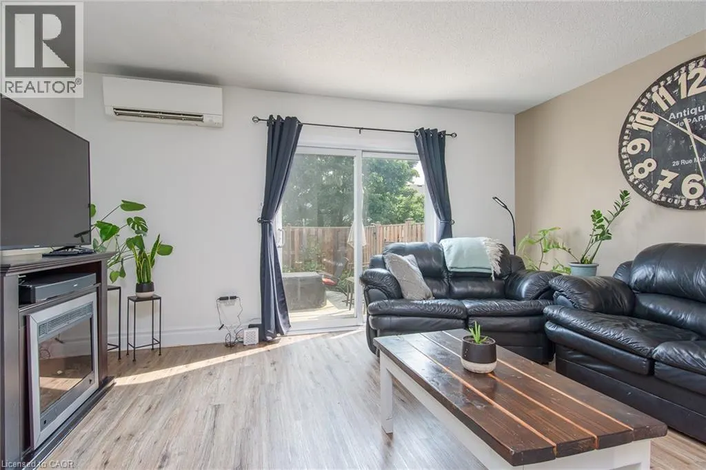 90 FERMAN Drive Unit# 5 #5