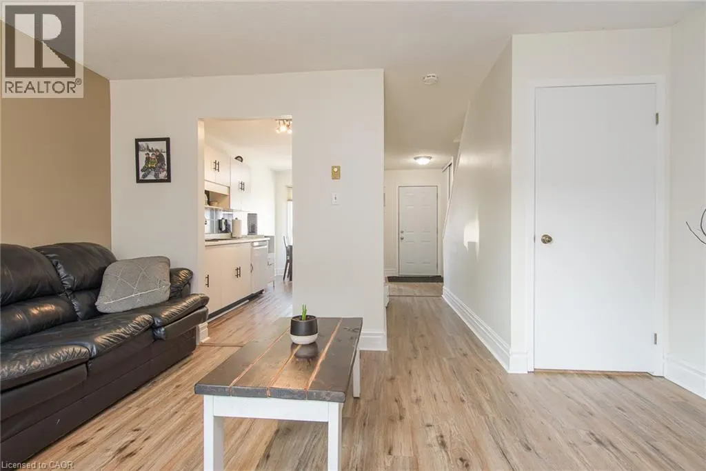90 FERMAN Drive Unit# 5 #5