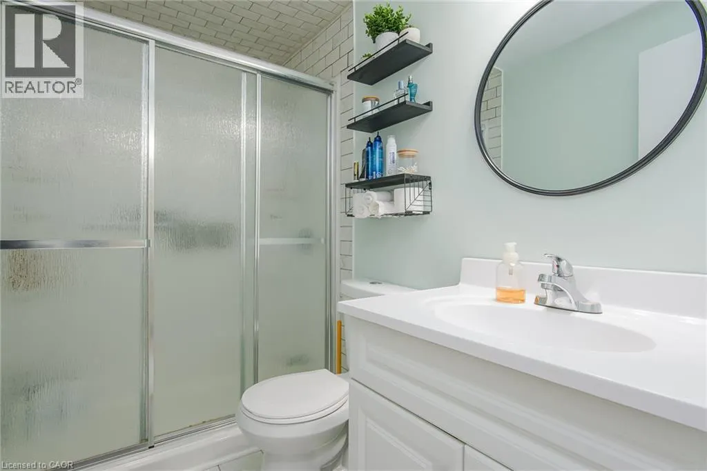 90 FERMAN Drive Unit# 5 #5