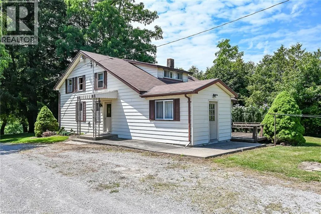 833 LYNN VALLEY Road