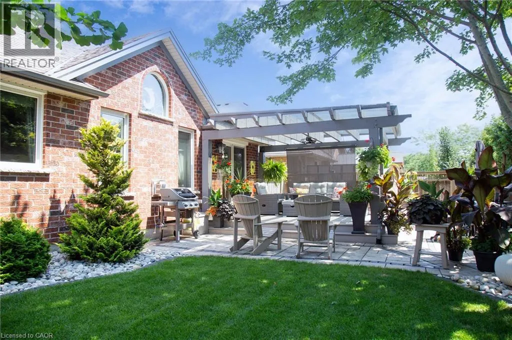72 WILLOWDALE Crescent