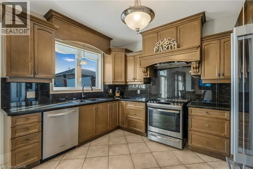 351 HIGHLAND Road W