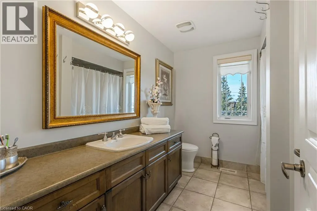 351 HIGHLAND Road W
