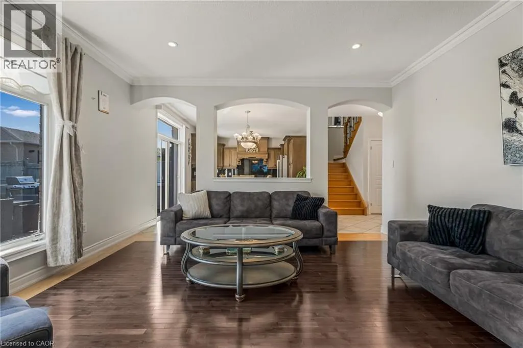 351 HIGHLAND Road W