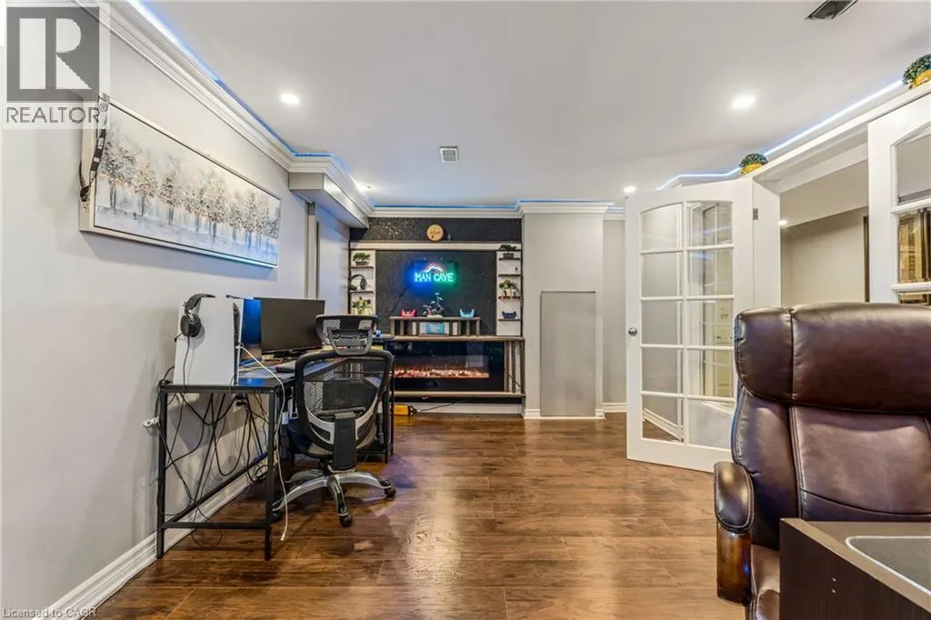 351 HIGHLAND Road W