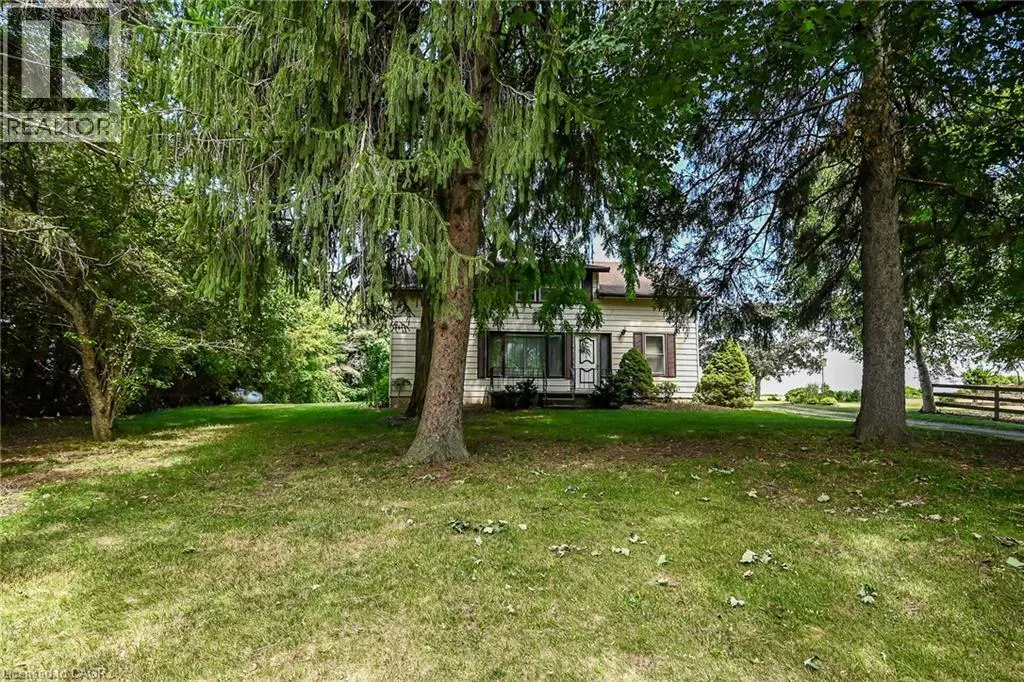 833 LYNN VALLEY Road