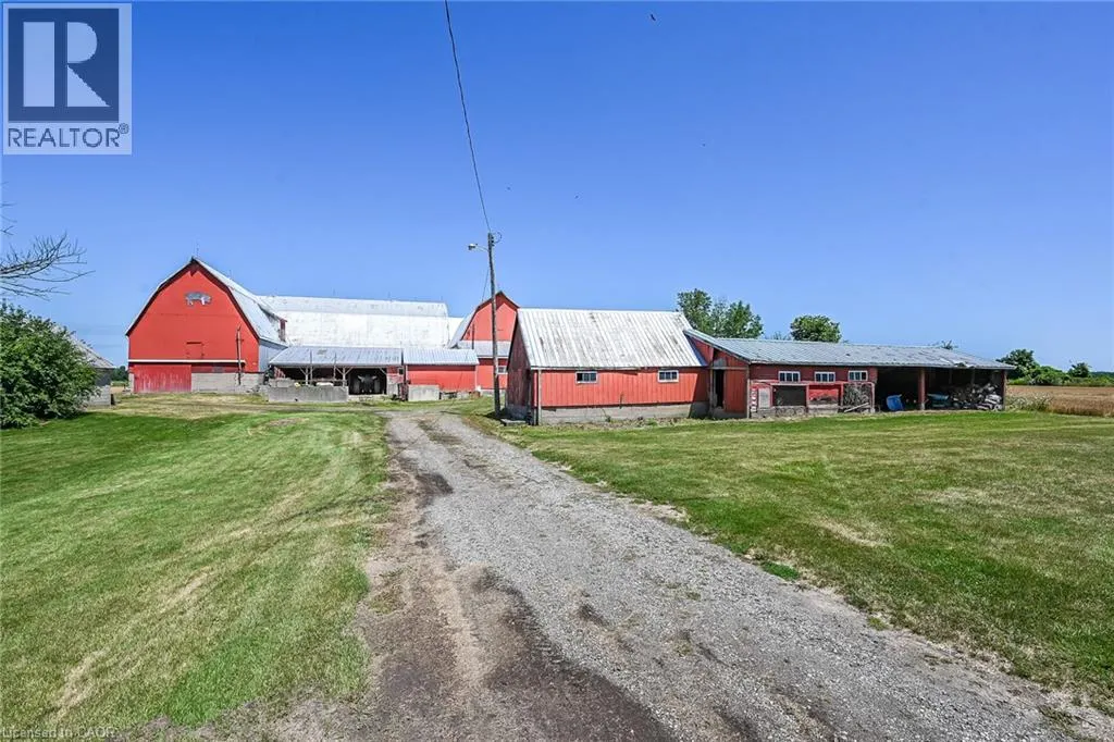 833 LYNN VALLEY Road