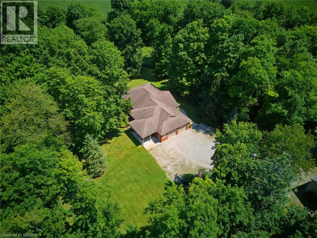 301 GOVERNORS Road E