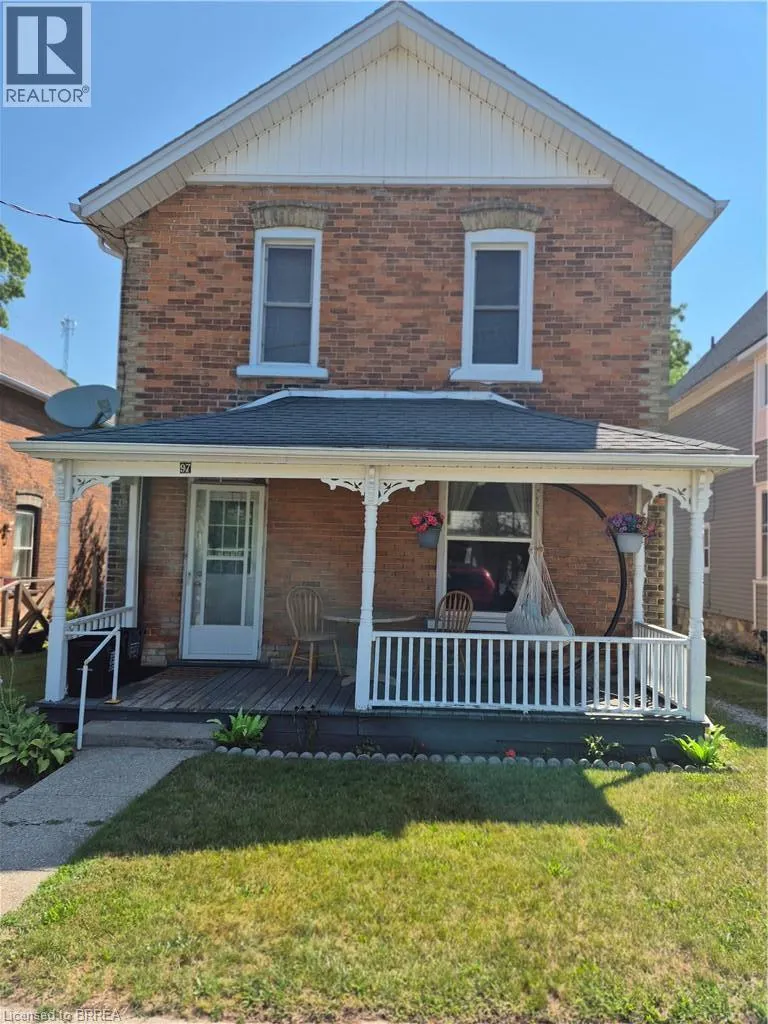 97 COLBORNE Street S