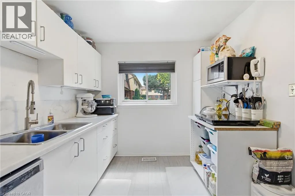 20 GLENVALE Drive Unit# 94 #94