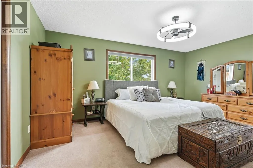 3557 GRIMSBY Road