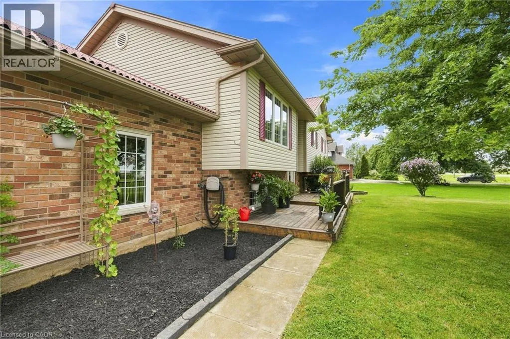 3557 GRIMSBY Road