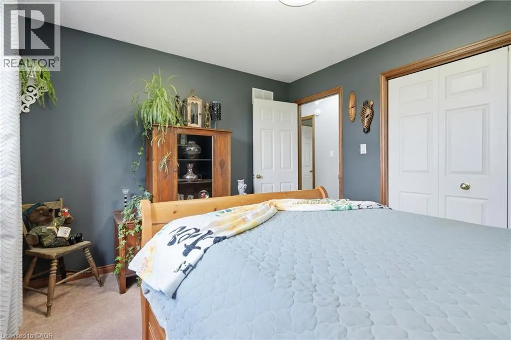 3557 GRIMSBY Road