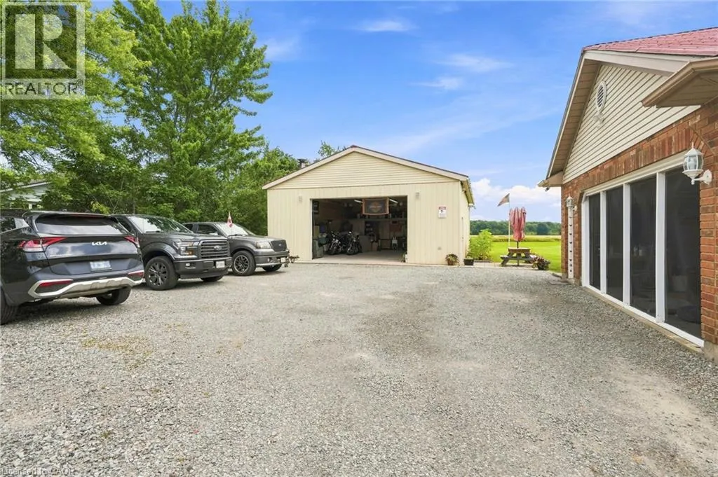 3557 GRIMSBY Road