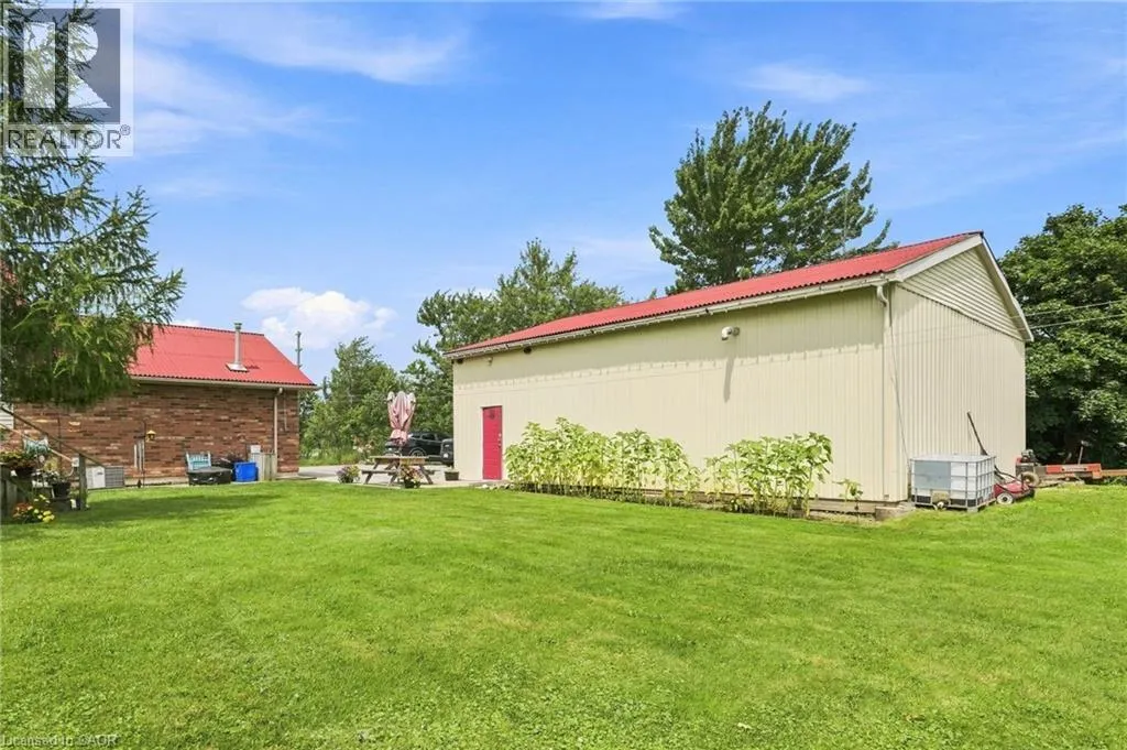 3557 GRIMSBY Road