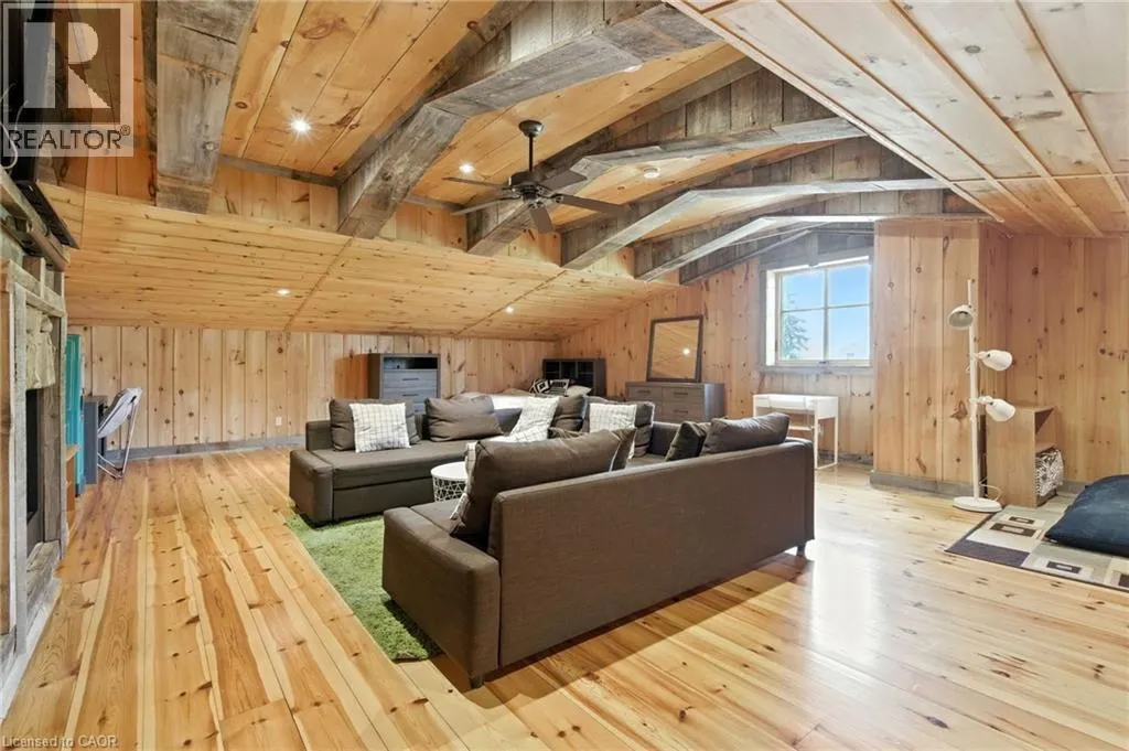 437 6TH CONCESSION Road E