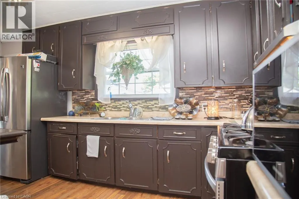 909 WINDHAM RD 13 Road