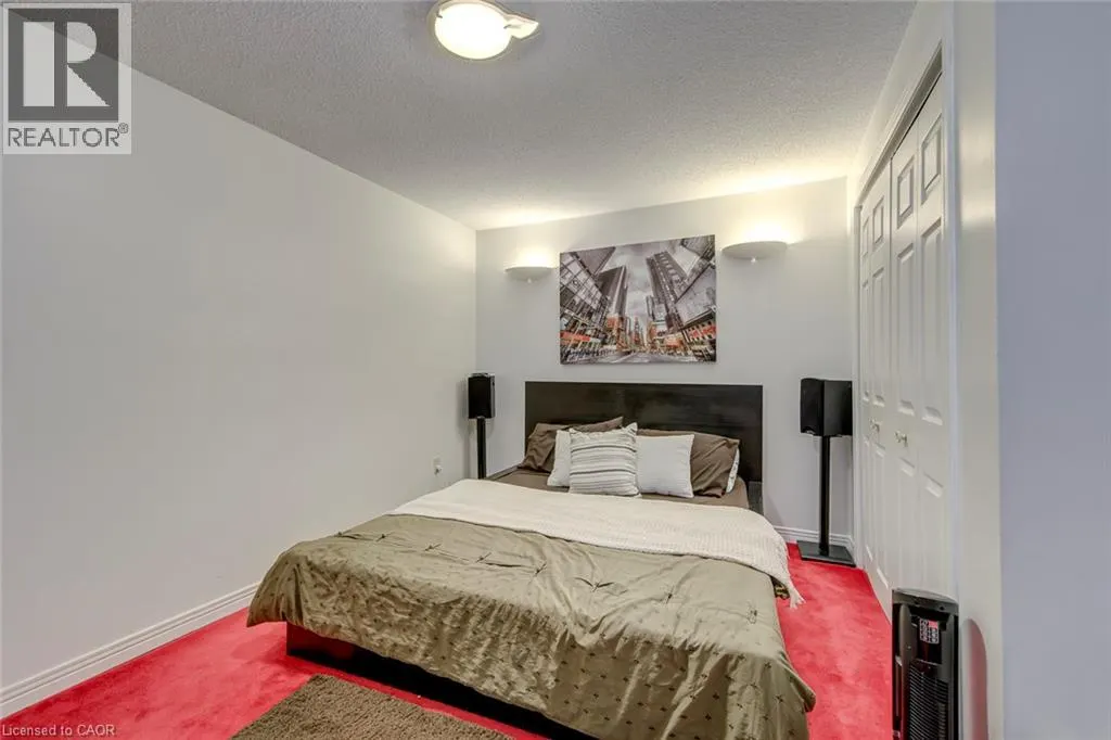 2442 WYNTEN Way