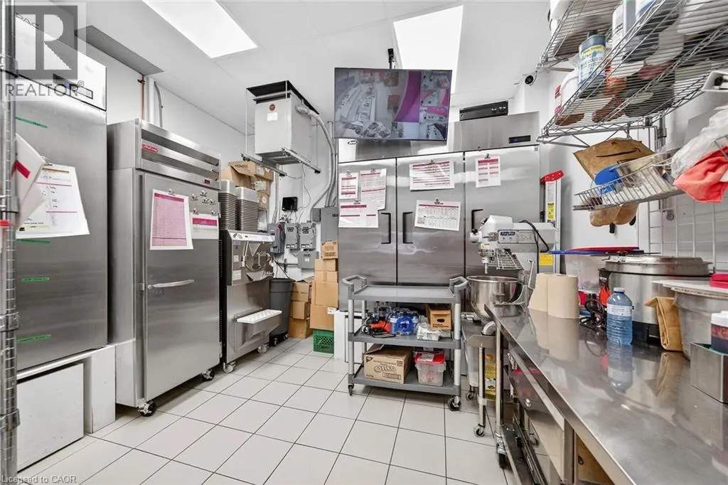 380 DUNDAS Street E Unit# D9 #D9