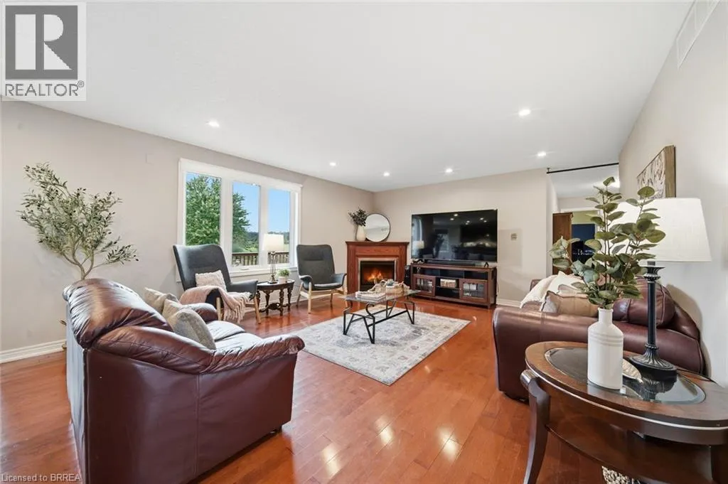 1304 WRIGLEY Road