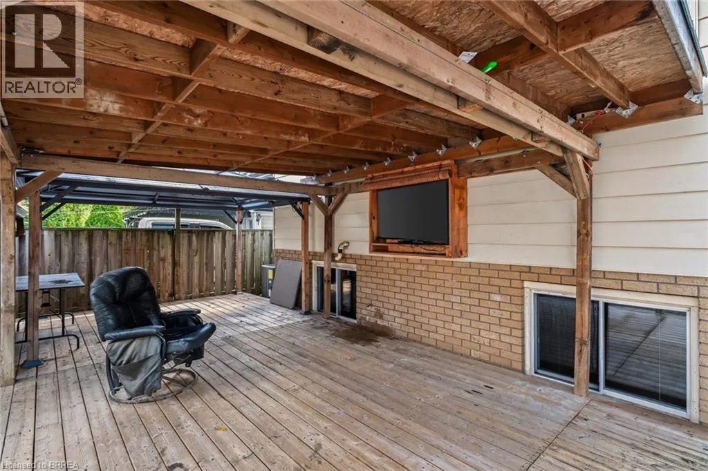 17B EMILIE Street