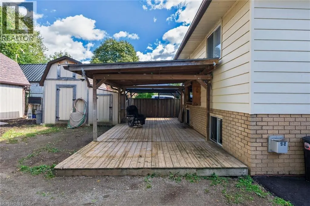 17B EMILIE Street