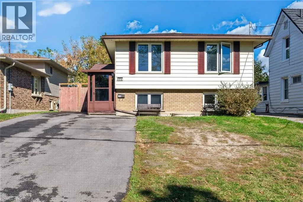 17B EMILIE Street