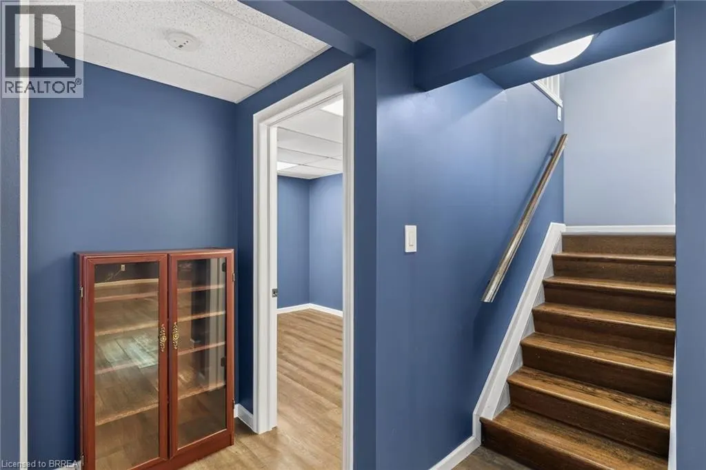 17B EMILIE Street
