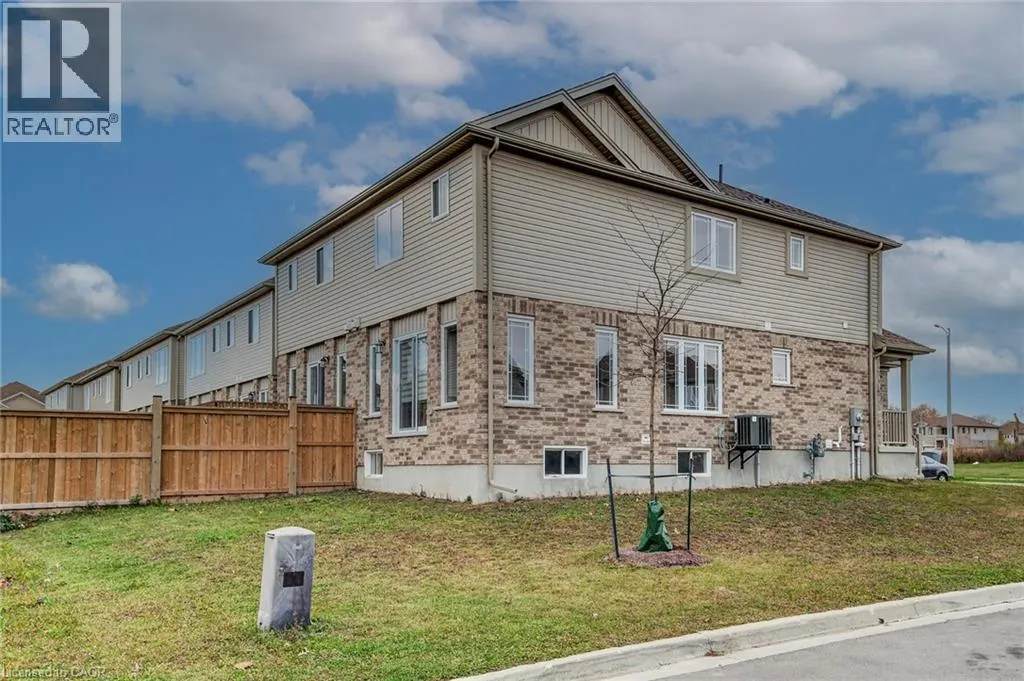 77 JOHN BRABSON Crescent