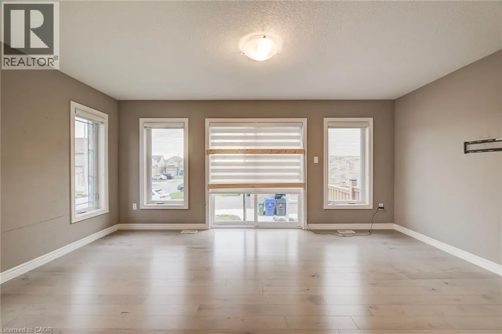 77 JOHN BRABSON Crescent