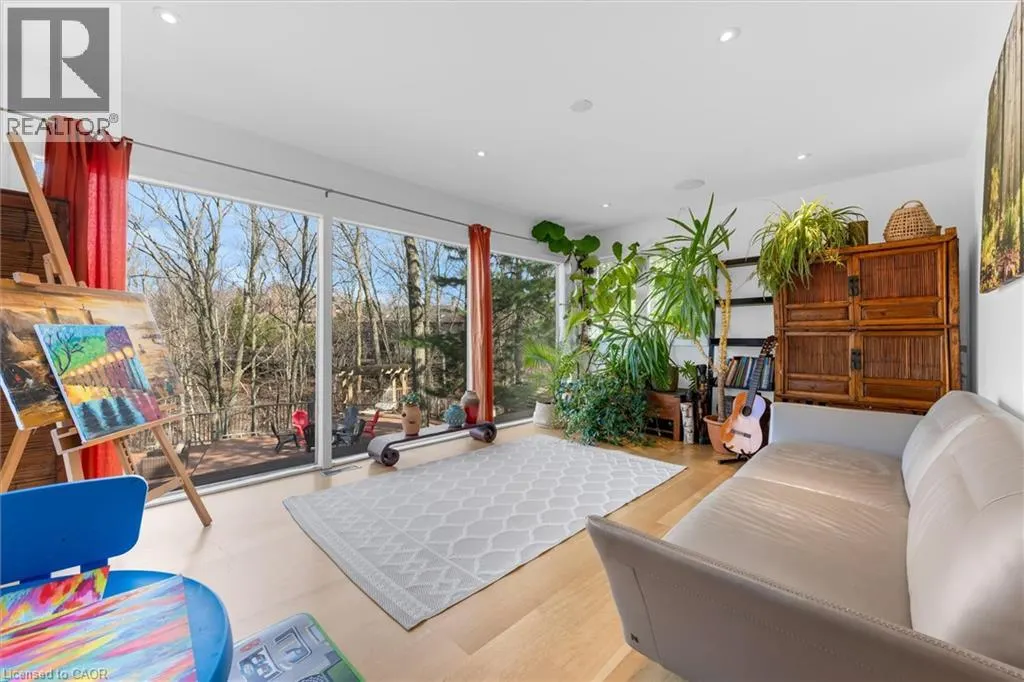 39 HILTS Drive