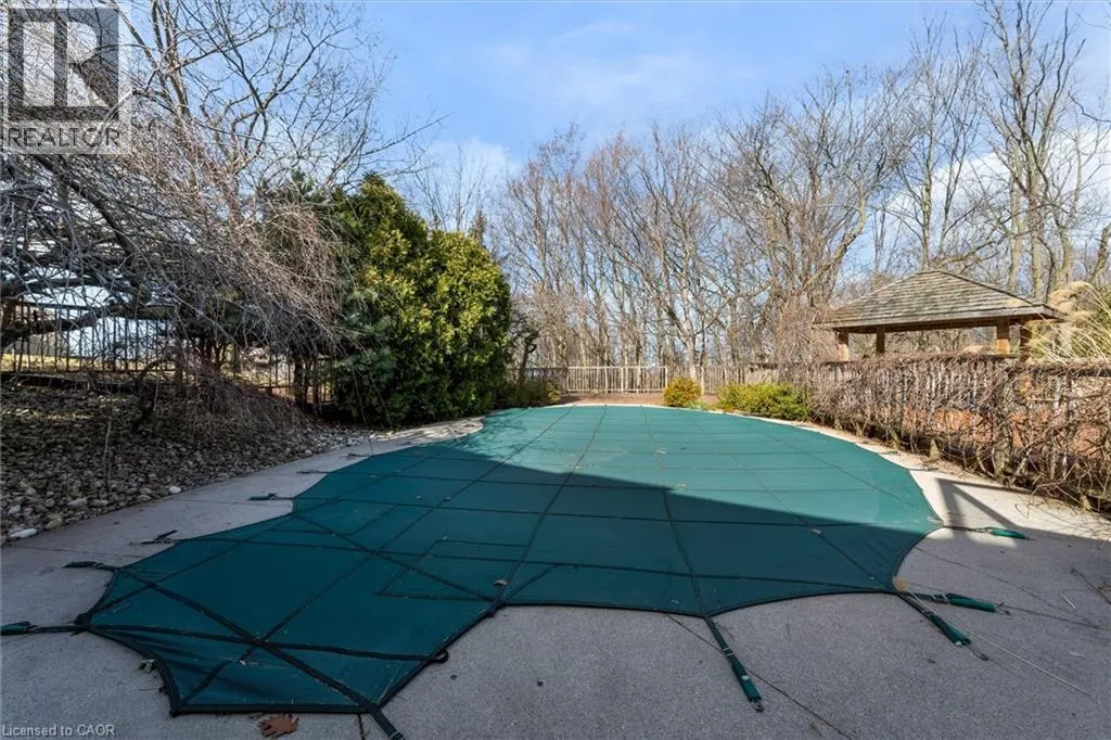 39 HILTS Drive