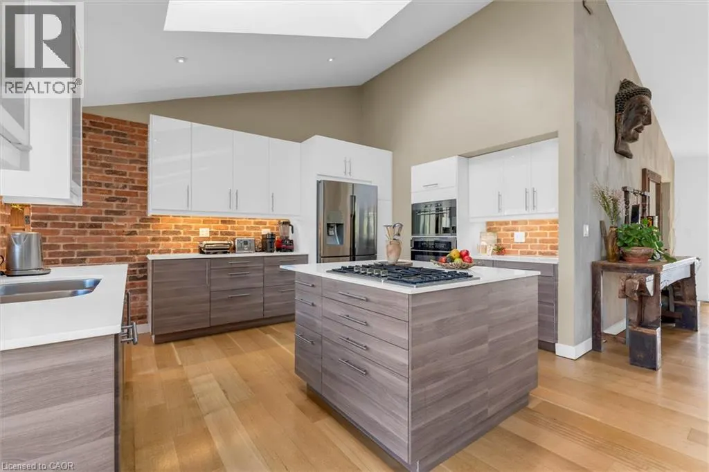 39 HILTS Drive
