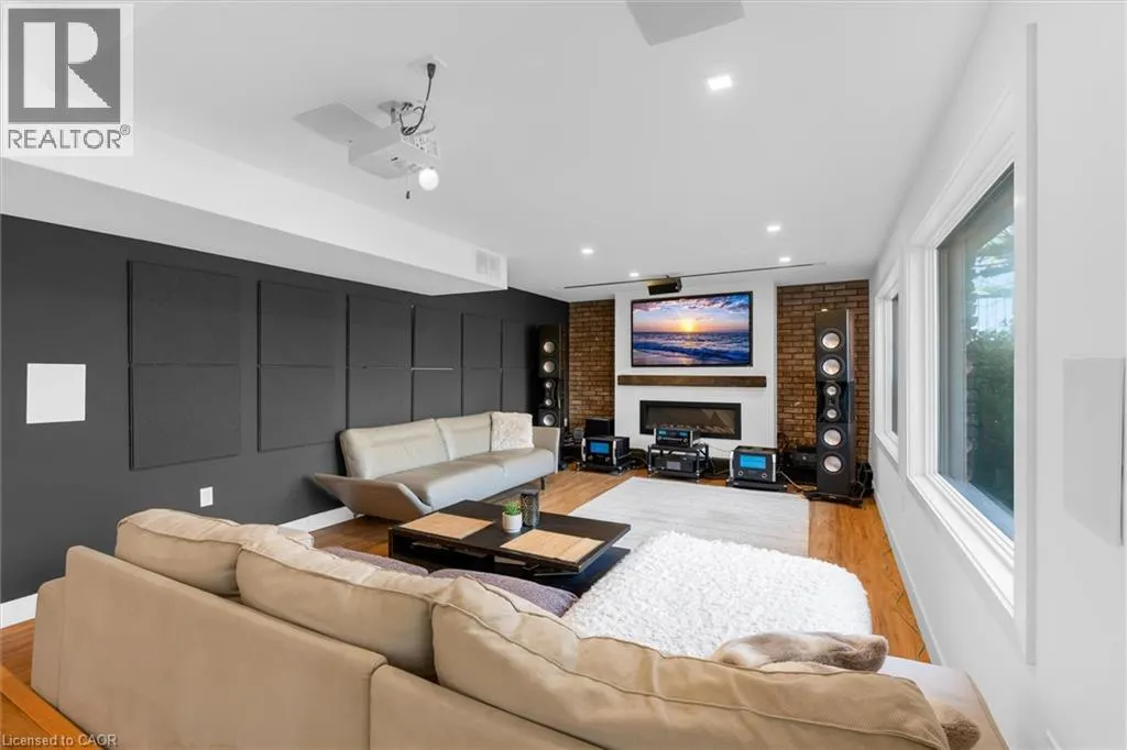 39 HILTS Drive