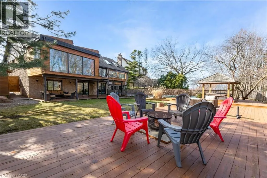 39 HILTS Drive