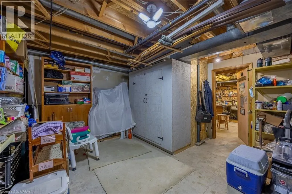 307 ORKNEY Street W