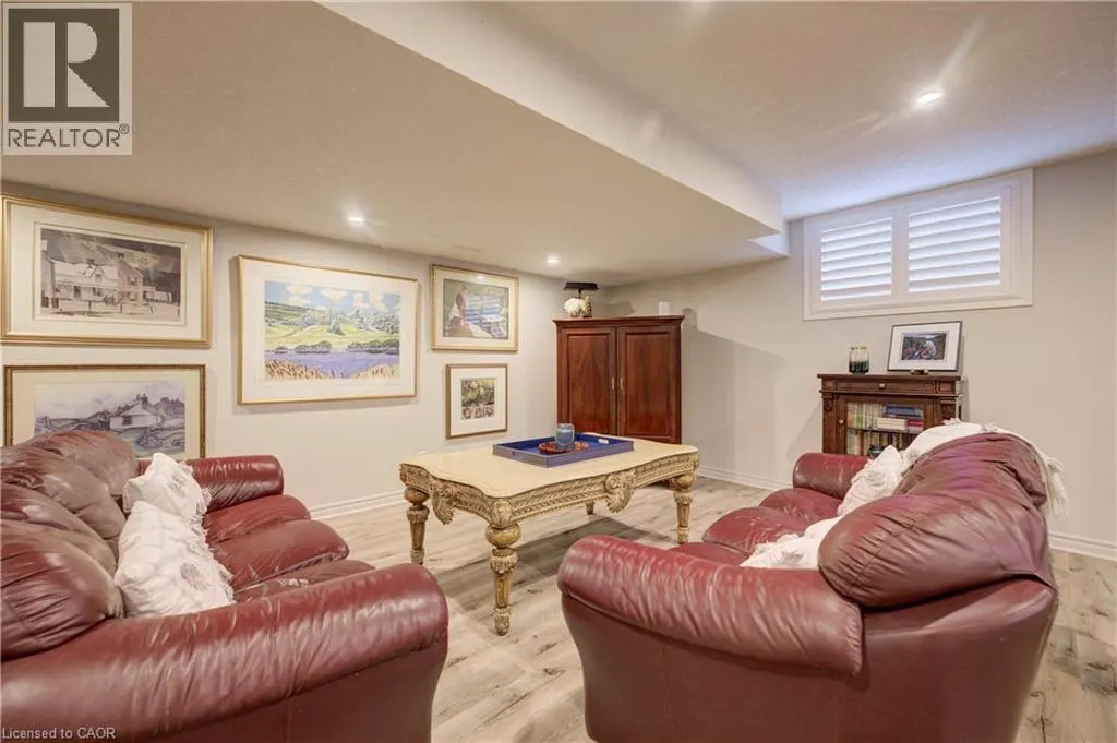 517 STARBOARD Crescent