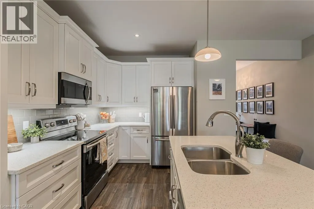 15 WINTERBERRY Lane